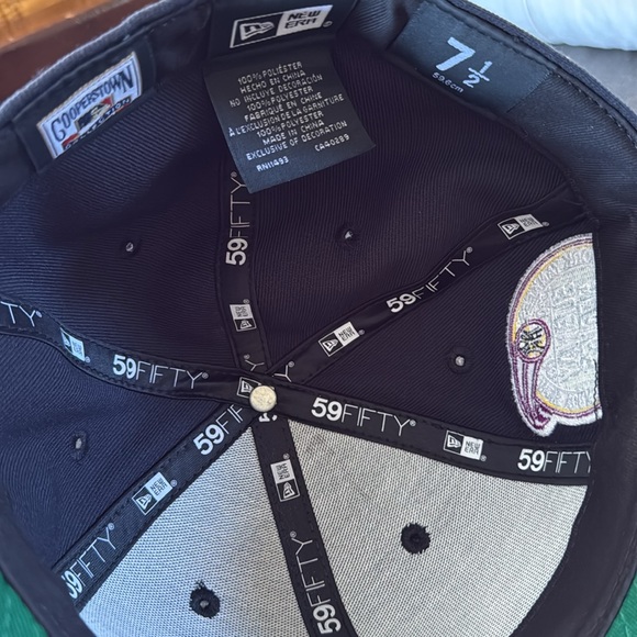 New York Yankees Fitted size 7 1/2 - Picture 3 of 5